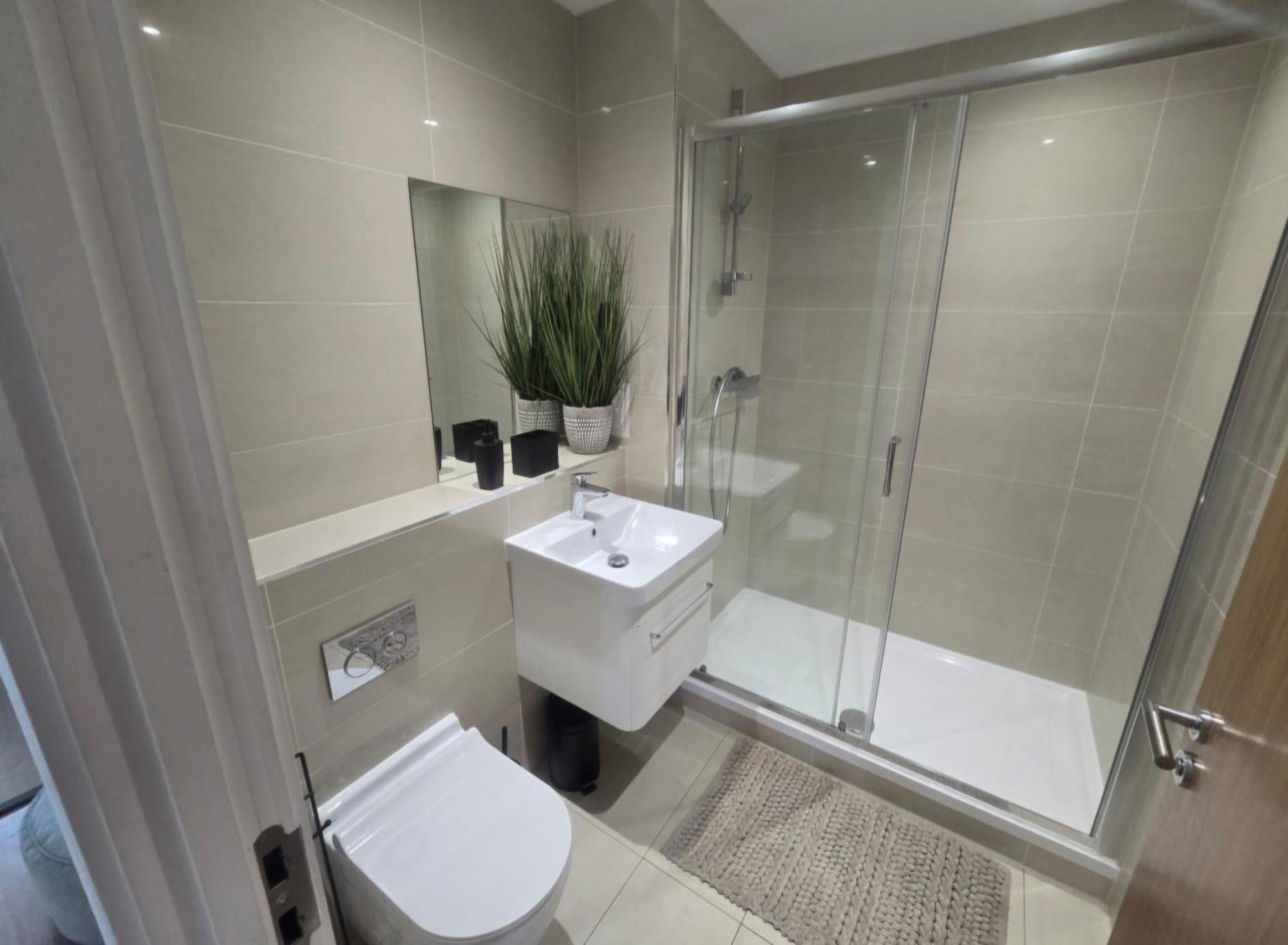 Snuggle Inn - Riverside Apartments - Views Over Looking London River Thames, Close To O2 Arena, London Excel, London City Airport, Thames Clipper- River Boat Service, Woolwich Ferry, Onsite Parking, Twin Room Option Available Bagian luar foto